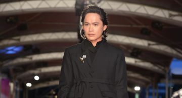 金鐘56/褲裙登場!黃鐙輝曝「胸針比身價高」自封南港劉德華
