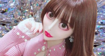 因爸一句「長這樣被欺負也沒辦法」!網紅狂噴千萬「整形成癮」J進化到M