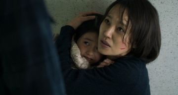 打敗《與神2》的大黑馬!《致命目擊》驚悚預告上線 「致命壓迫感」挑起緊繃神經!