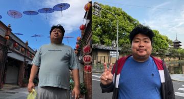 統神看自己上《狂新聞》笑到無言!一句「ㄘㄋㄇㄉㄍㄨㄍㄌㄧㄒ」網笑:知道怎麼找女友了