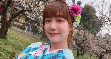 國民老婆形象毀?泱泱日本返台「沒戴口罩」約型男喝咖啡 網批:自私自利