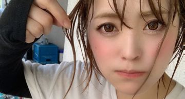 弟遭嗆「把你姊的DVD寄來」!女優「被爸看到」曝光身分:吐露心聲