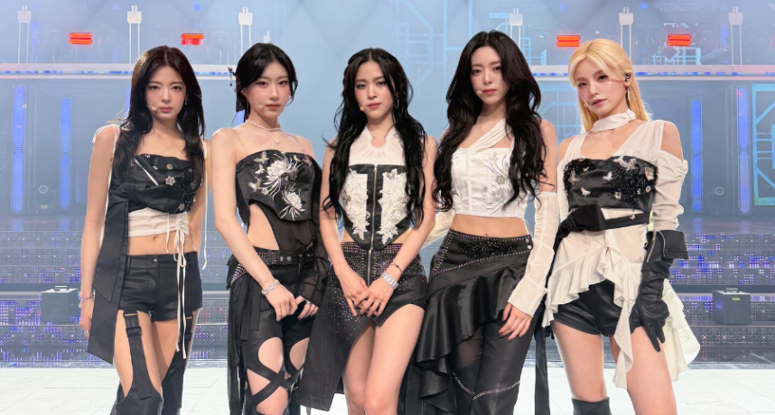 ITZY 新年第一天就送給粉絲驚喜！她們將展開第三次世界巡迴今年 6 月首度南下攻佔高雄巨蛋