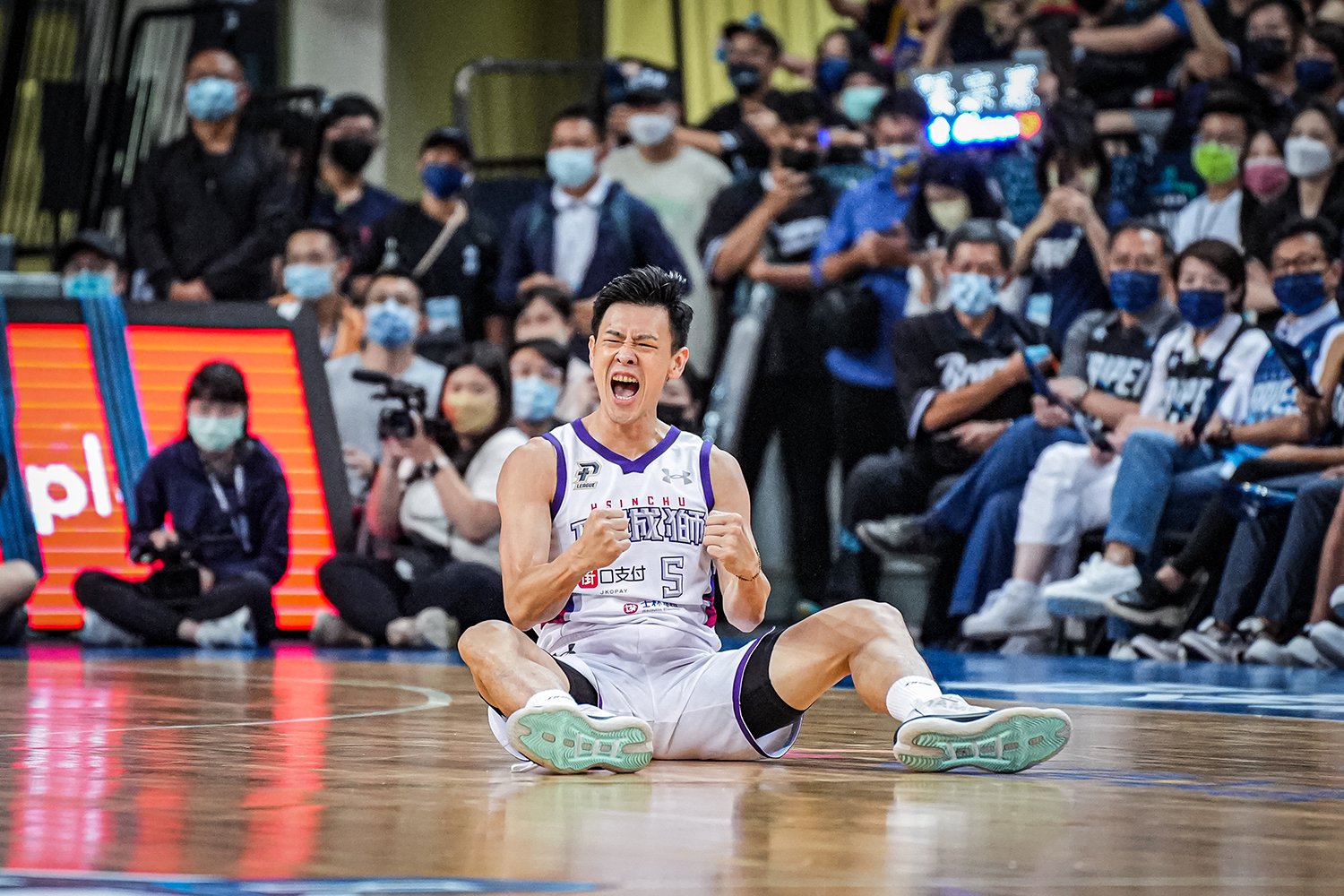 P.league+/冠軍賽:富邦勇士主場上演獅子亡!3比1力壓攻城獅取得聽牌