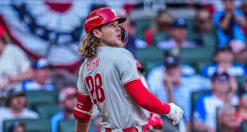 MLB／費城人史瓦伯、哈波背靠背開轟！延長賽 Bohm 致勝陽春砲助費城人 4：3 獲勝外卡系列戰與勇士戰成平手