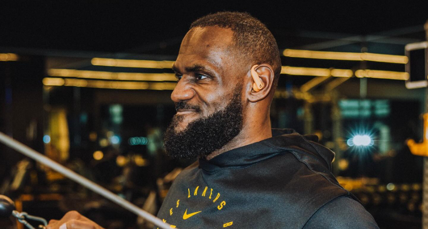 NBA／詹皇的第二次決定原來是這個！全球以為要退役結果竟是酒類廣告 嚇壞球迷