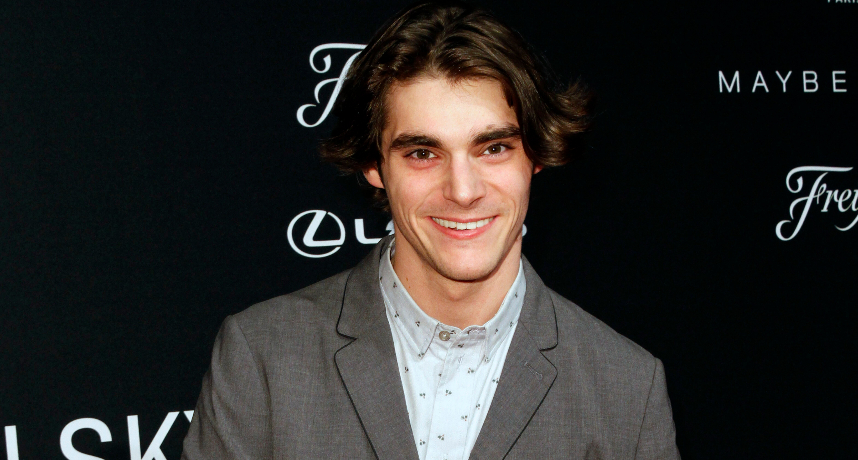 《絕命毒師》男星「小華特」RJ Mitte 34歲驟逝！經紀人證實他疑似死於輕生