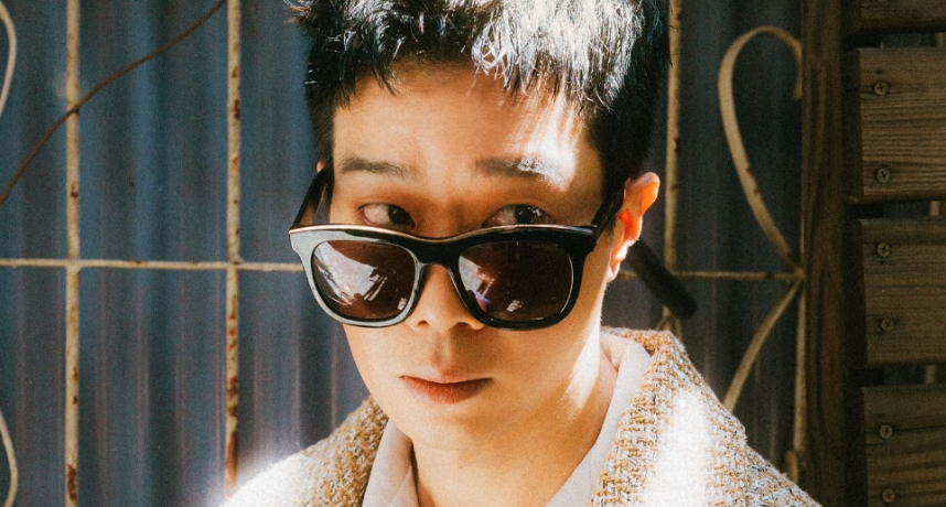 閃兵案再添一人！「金鐘視帝」薛仕凌現身新北地檢署自首閃兵！