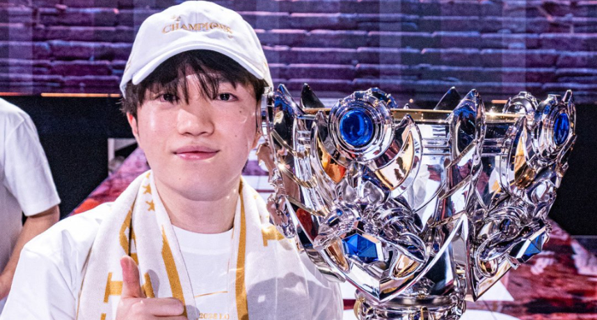 英雄聯盟／T1戰隊達成史無前例三連霸成就！賽後 Keria 發文投票今年冠軍造型「這兩隻英雄哪個好？」