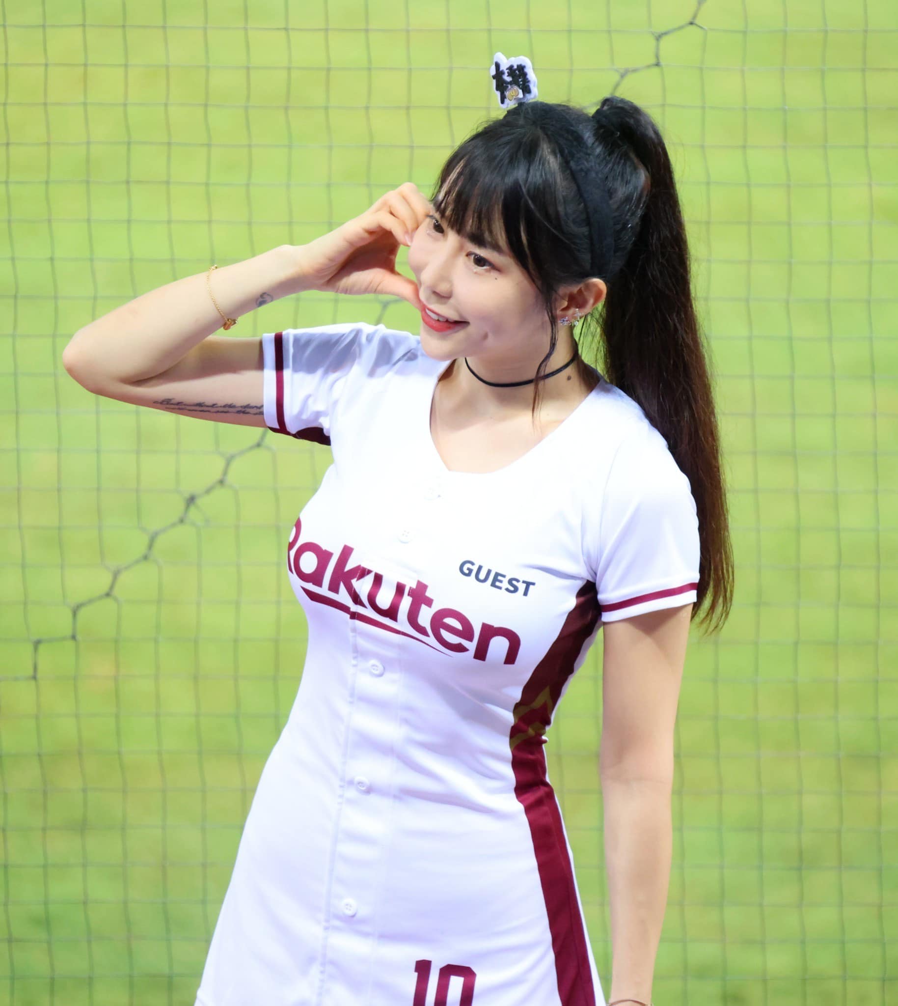 中華職棒/6大籃壇啦啦隊女神擔任一日樂天女孩!梓梓回歸桃猿粉絲直呼:歡迎回娘家