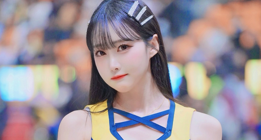 韓籍啦啦隊女神自曝遭當眾辱罵到崩潰躲在廁所哭泣！鄭嘉睿憂鬱爆發被迫中斷工作住院治療