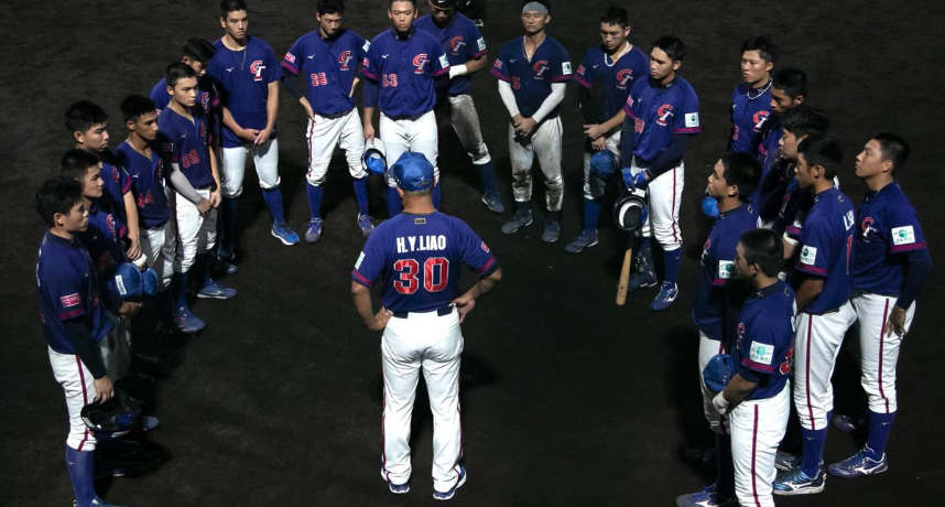 U18世界盃／總教練「沒踏投手丘僅將球丟給新投手」換投動作惹議！球迷痛批：這動作也太隨便