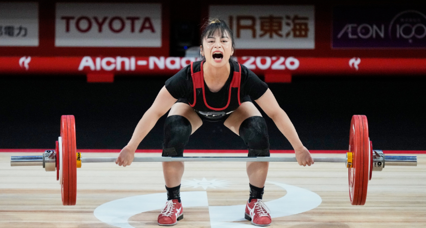 亞運／「舉重精靈」方莞靈含淚負左手肘傷上陣！總和182公斤奪第四遺憾與獎牌擦肩而過