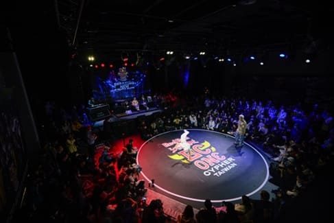 霹靂舞好手孫振二度拿下Red Bull BC One台灣冠軍!攜手女子冠軍代表台灣出戰巴黎總決賽