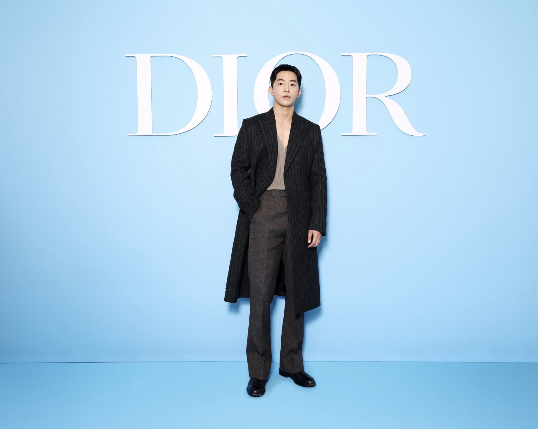 DIOR 2025 春夏女裝大秀巴黎華麗登場!南柱赫、Jisoo、迪麗熱巴演繹時尚星光熠熠
