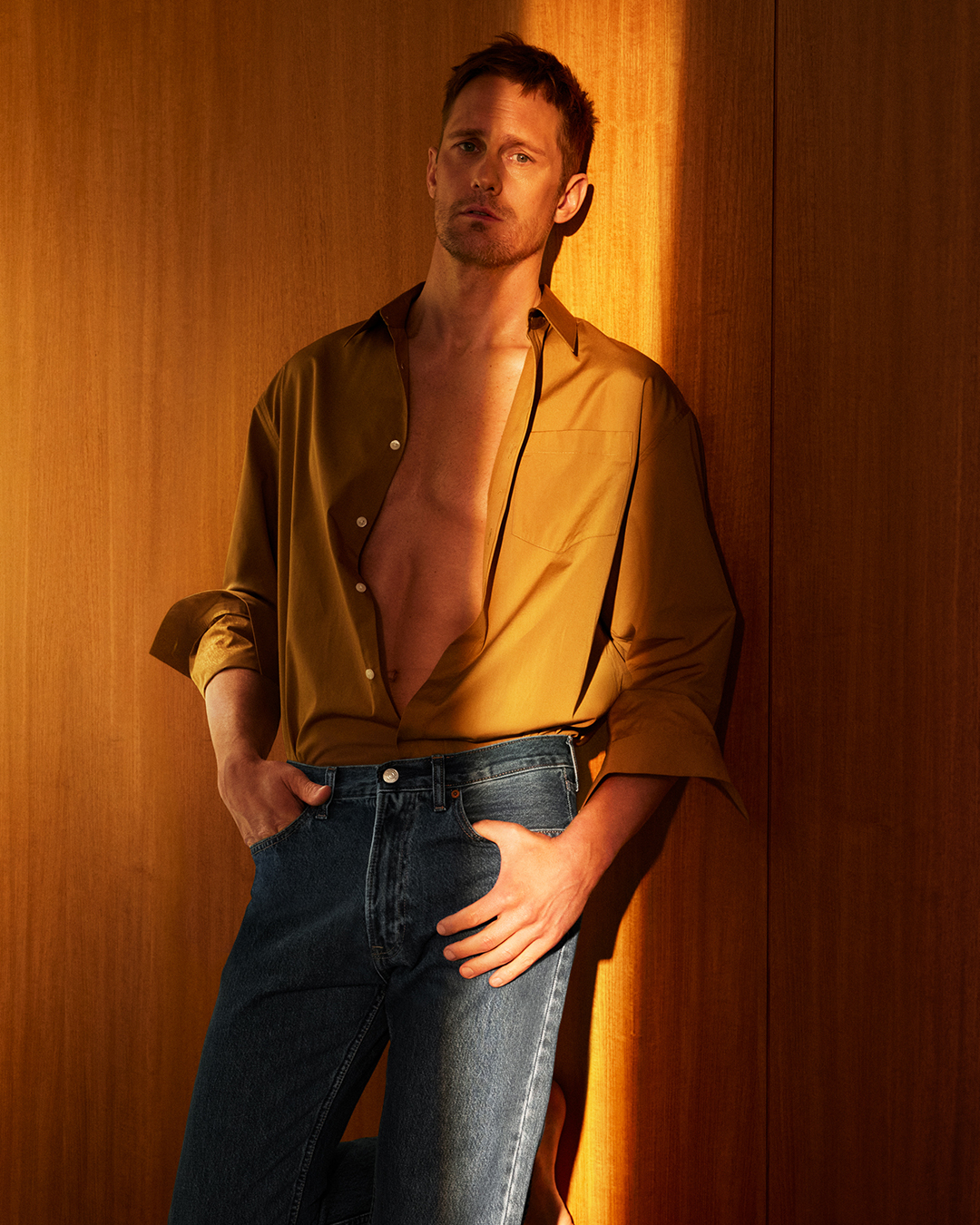 Calvin Klein推出秋季男裝形象廣告 亞歷山大·史柯斯嘉(Alexander Skarsgård)魅力演繹