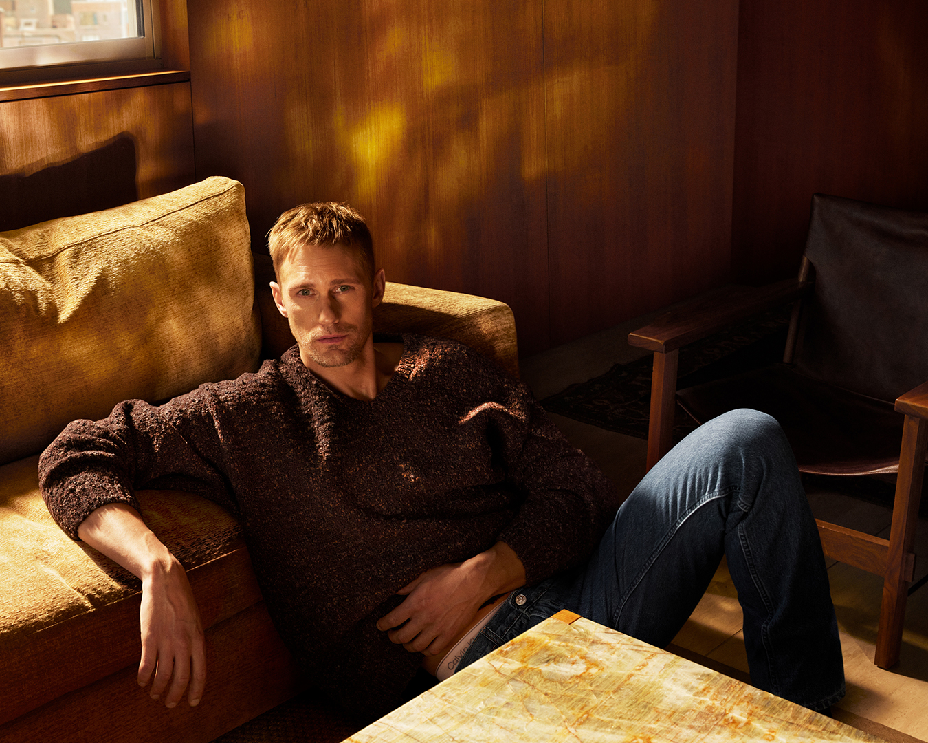 Calvin Klein推出秋季男裝形象廣告 亞歷山大·史柯斯嘉(Alexander Skarsgård)魅力演繹