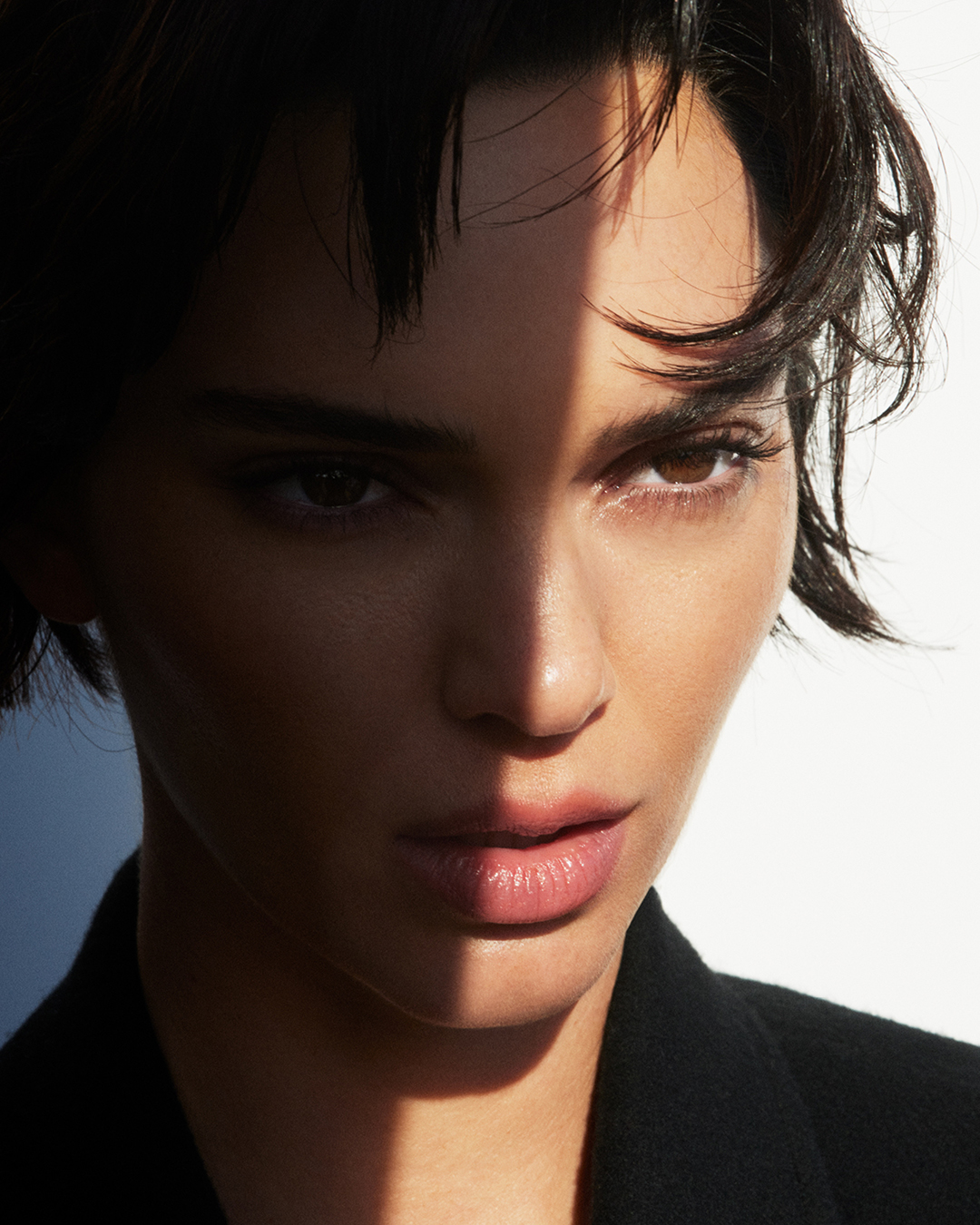 Calvin Klein 推出秋季女裝形象廣告 坎達兒·珍娜(Kendall Jenner)時尚演繹