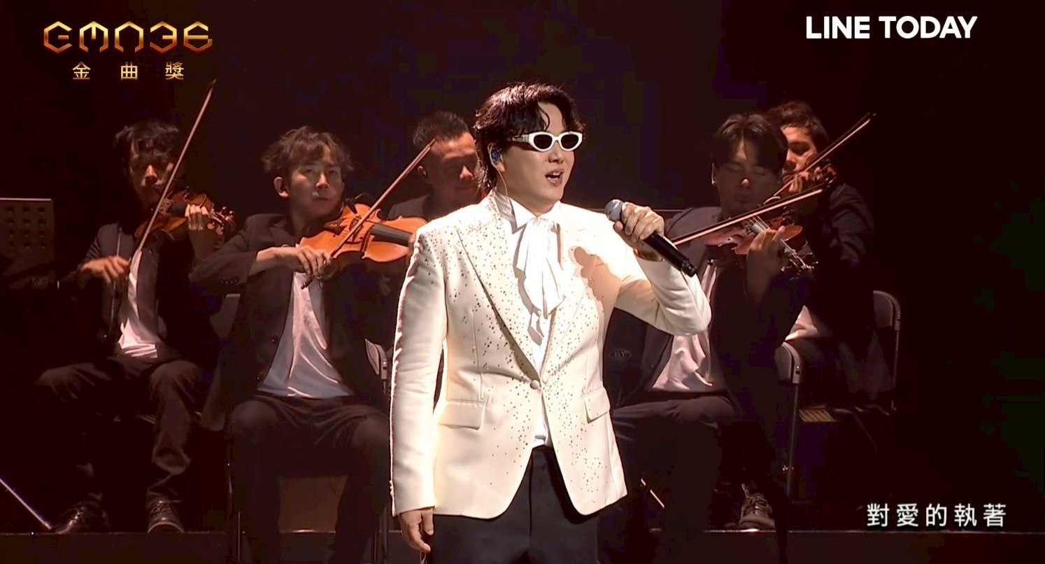 金曲36/蕭煌奇登台震撼開唱!翻唱五首經典懷舊歌曲 渾厚動人歌聲掀全網熱議