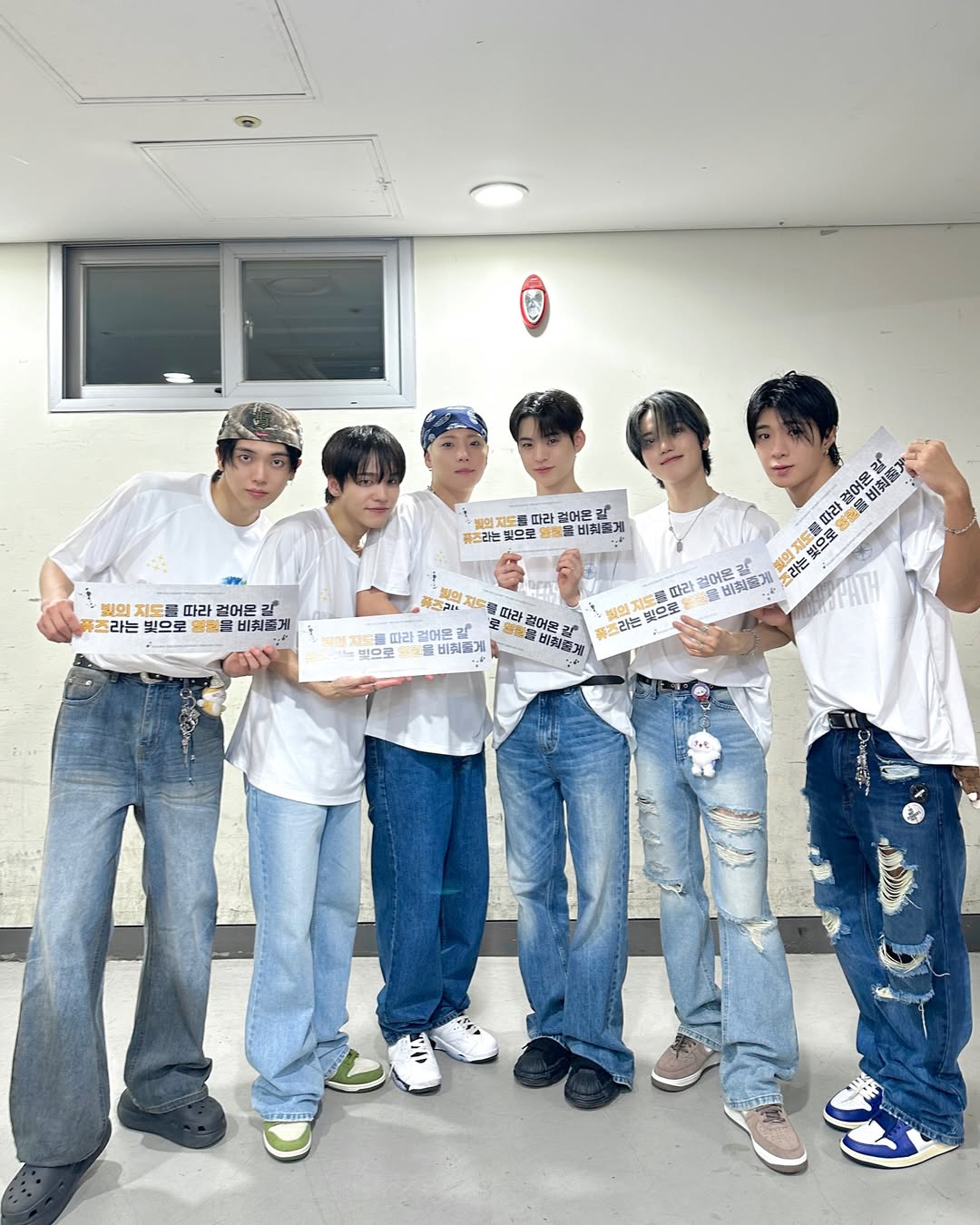 韓團ONF成員關心罹癌粉絲!語氣心疼喊「要跟我說妳很累啊」惹哭全網