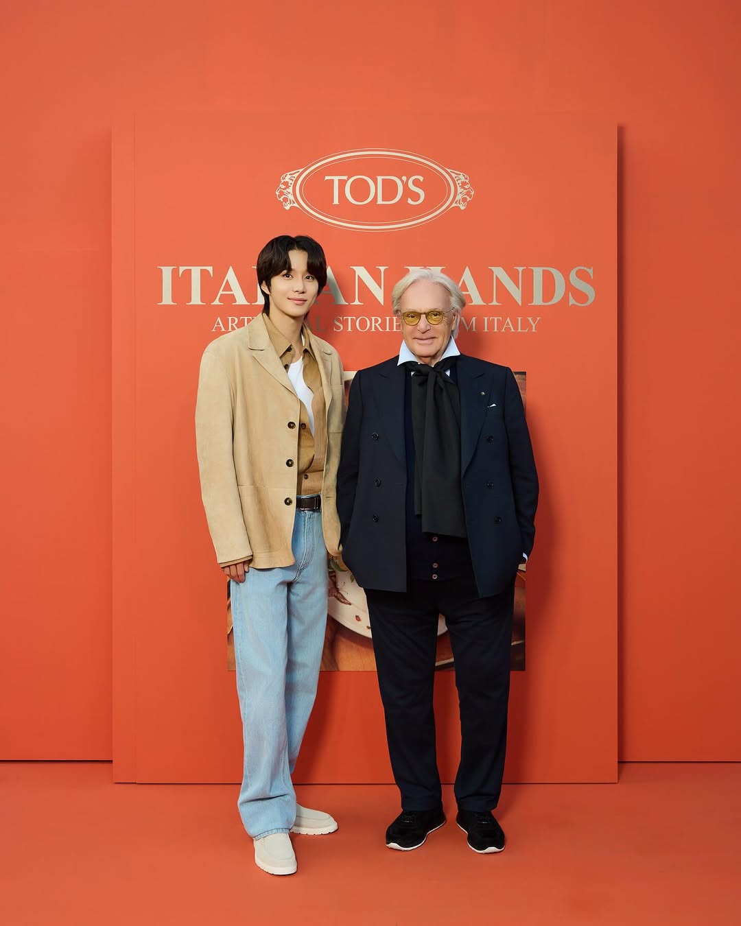 NCT 廷祐優雅現身米蘭時裝週 昔日與 TOD’S 執行長比肩而坐再掀話題