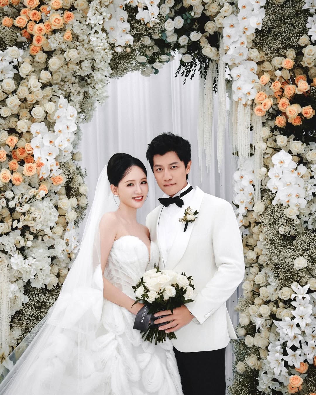 盤點2024結婚藝人!蕭敬騰、林哲熹甜娶經紀人 泫雅、龍俊亨「雙Idol」震驚粉絲圈