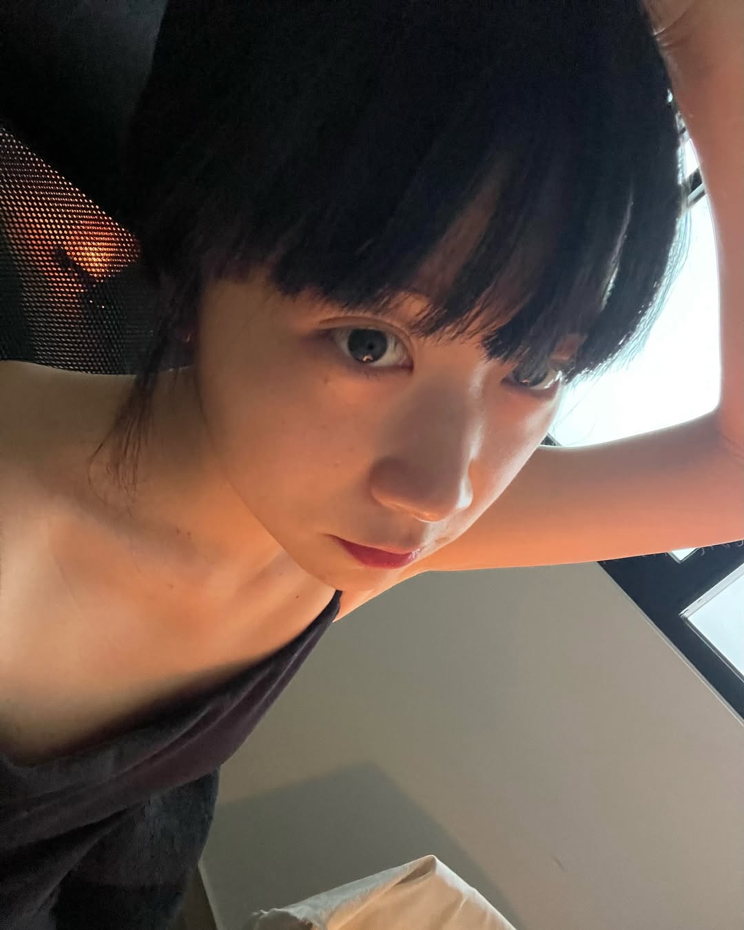新男友?NanaQ分手兩個月突曬長髮鮮肉照掀熱議 甜喊:有人剝蝦