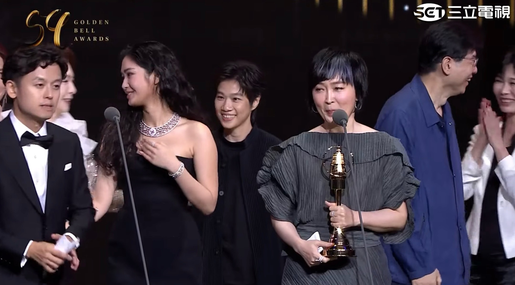 金鐘59/競爭激烈!沉重議題搭配精湛演技 《八尺門的辯護人》奪「迷你劇集獎」