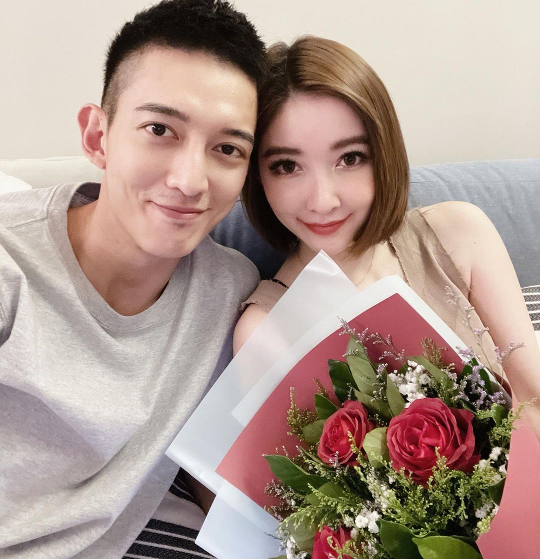 許維恩突曝「女王深V禮服照」!粉絲暴動:跟王家梁拍婚紗?