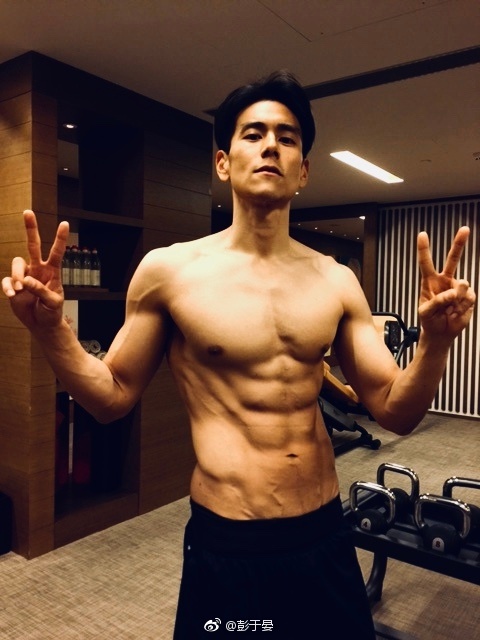 日本拳擊手撞臉彭于晏!台上霸氣台下「反差萌舉動」暖翻網