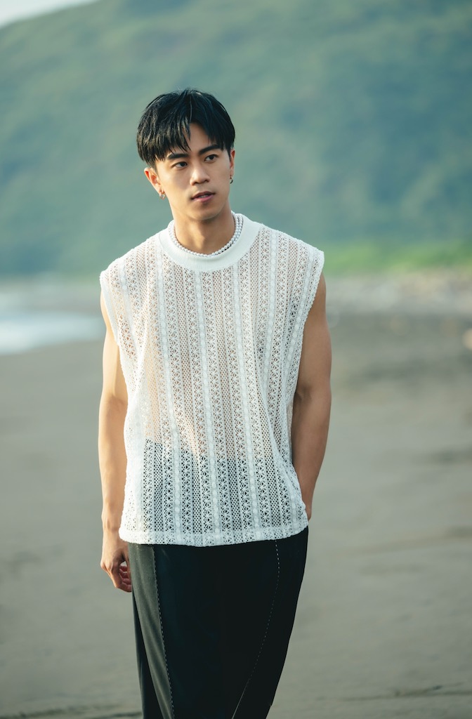 廖柏雅全新迷你專輯正式發行！邀請孫盛希合作演繹曖昧關係！