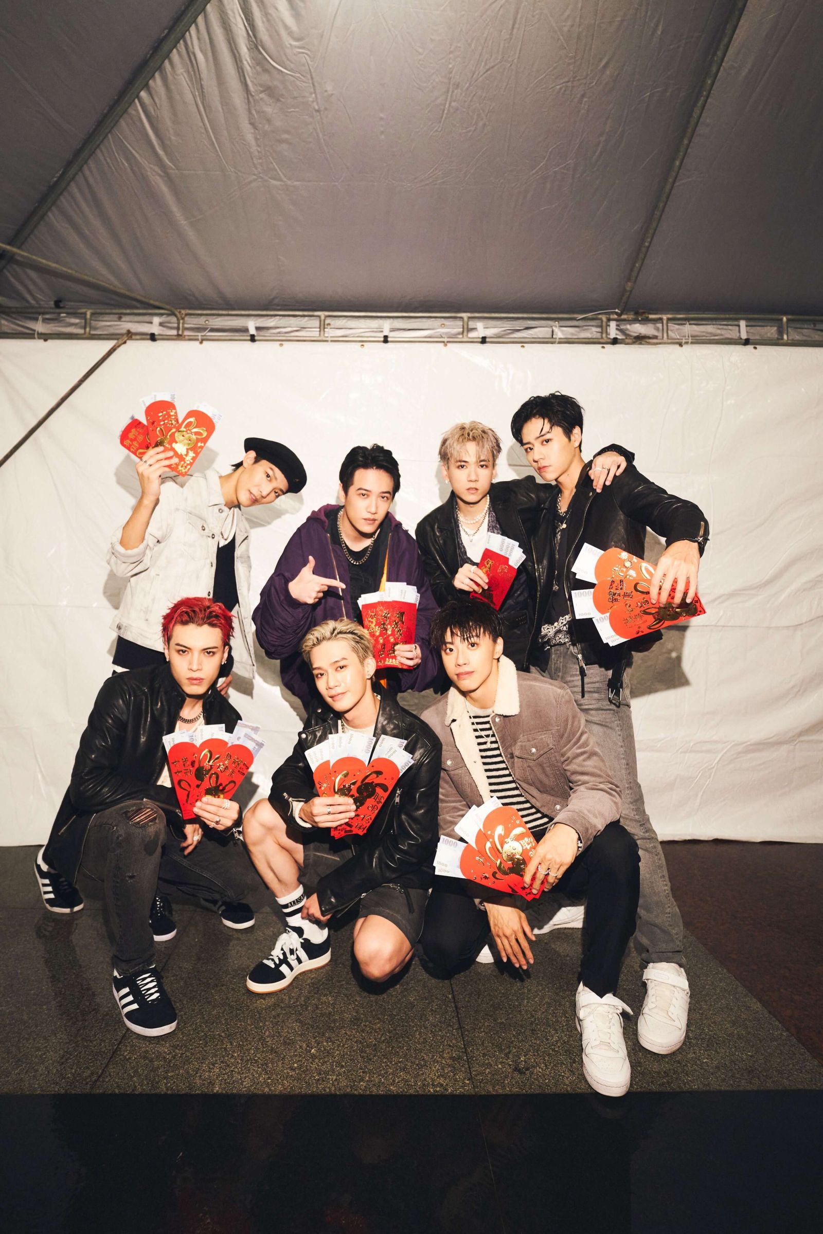 Ozone首度登「新北耶誕」舞台！預告年底即將推出全新首張E