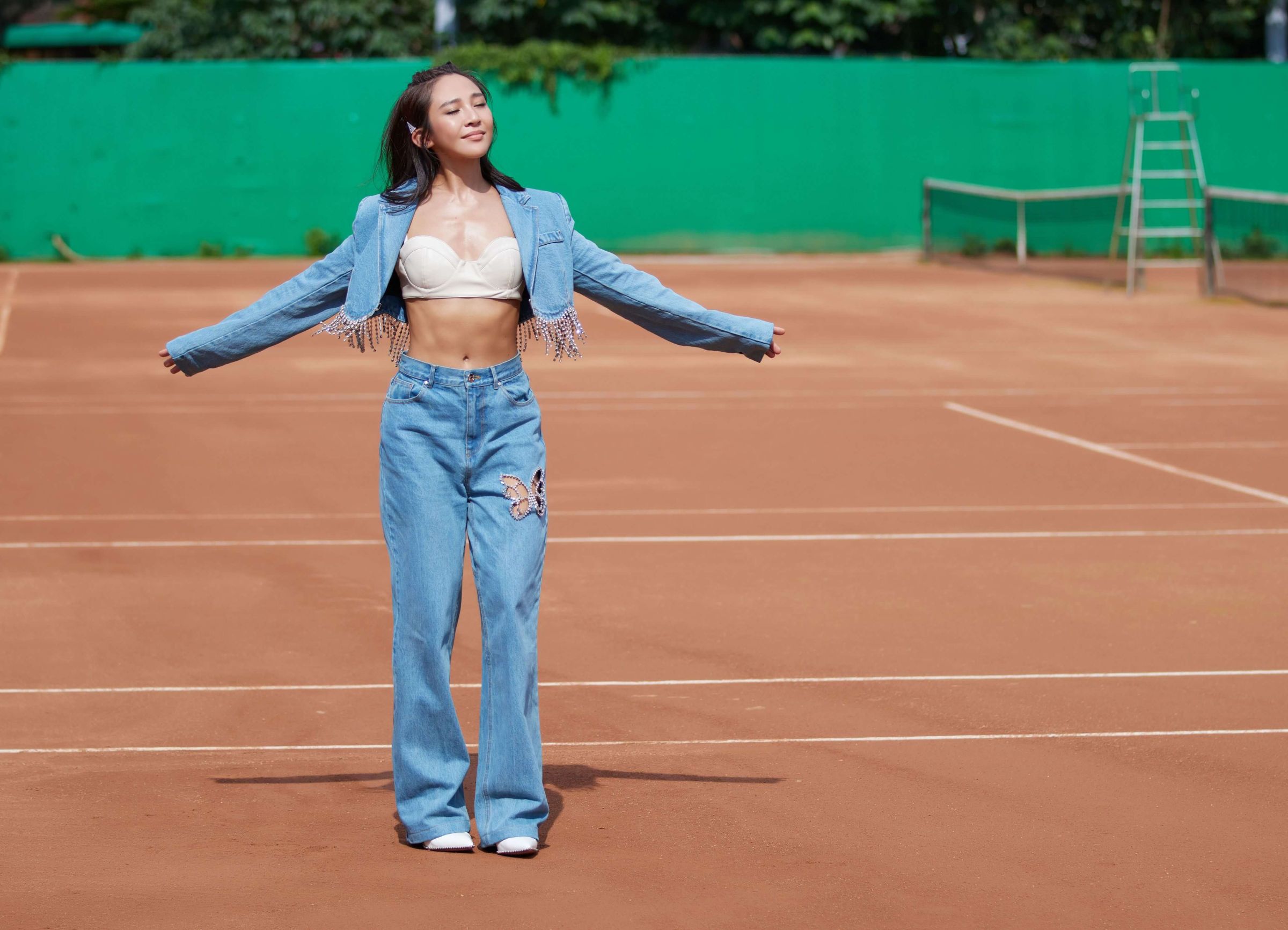 梁文音完美蛻變運動甜心！練就黝黑健康小麥肌+川字腹肌