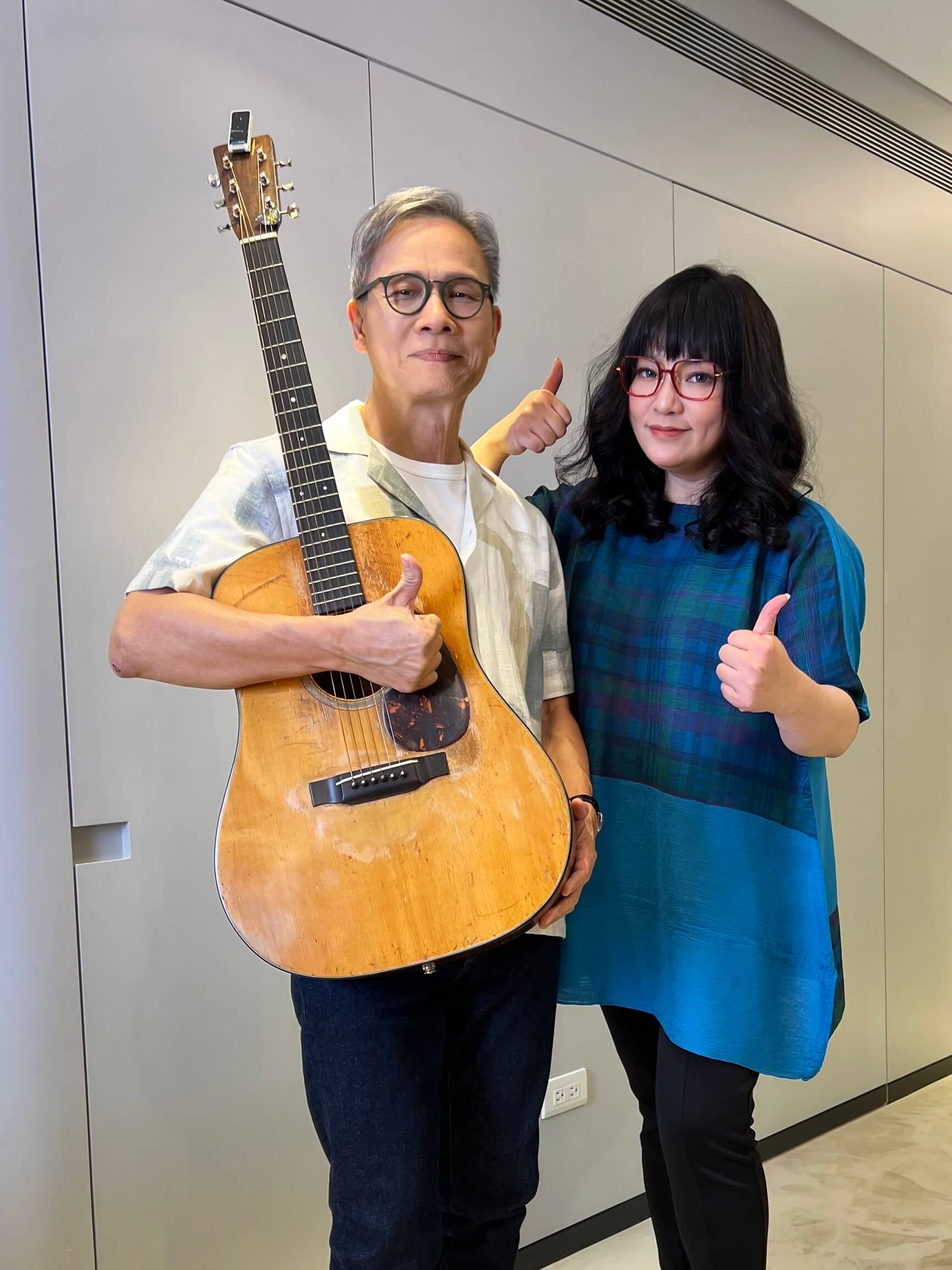 羅大佑出道40年第一次體驗「吃播」!與國師唐綺陽餐桌上相見歡!