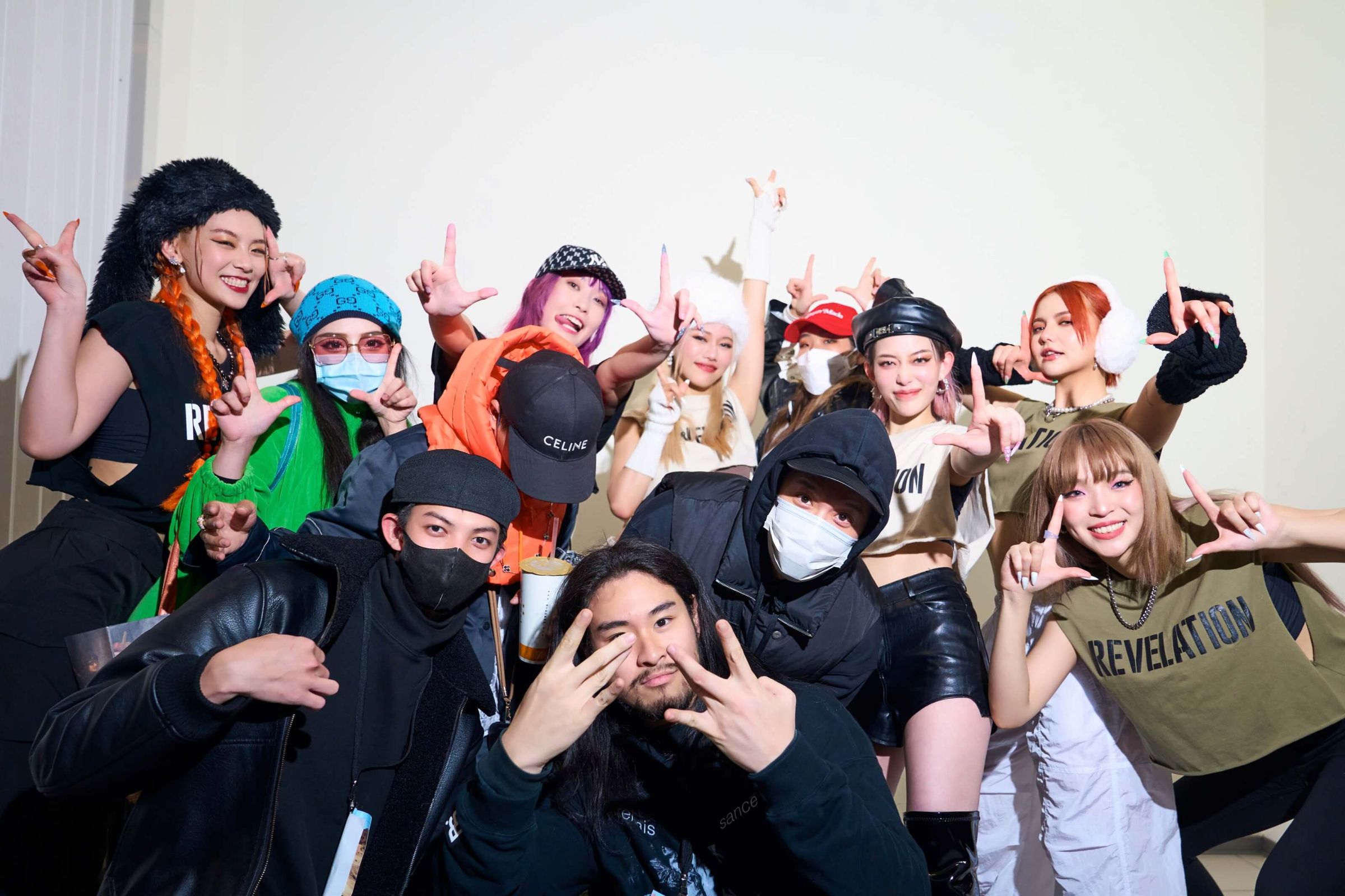 HUR出道滿三年開個唱淚灑舞台！ 揪原⼦少年學弟VERA 比