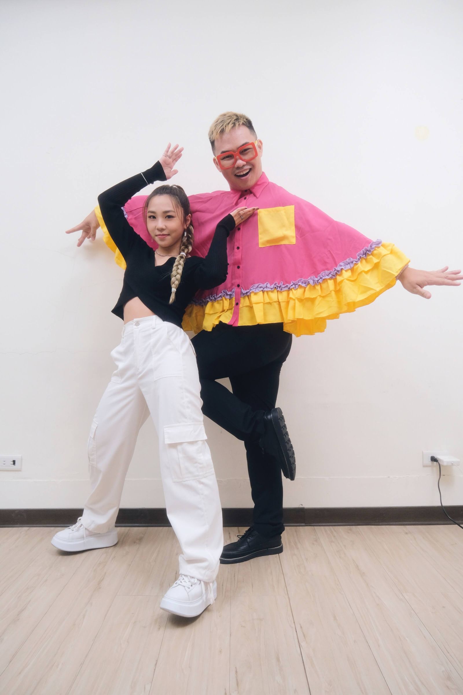 化身陳意涵大喊電影台詞 ！艾薇演戲初體驗笑場獻給那那大師