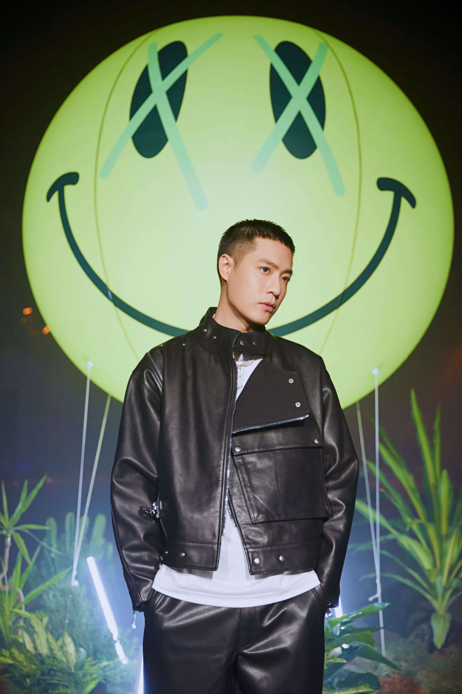 周湯豪首創沉浸式感官體驗會　新歌〈愛上你算我賤〉首唱公開！