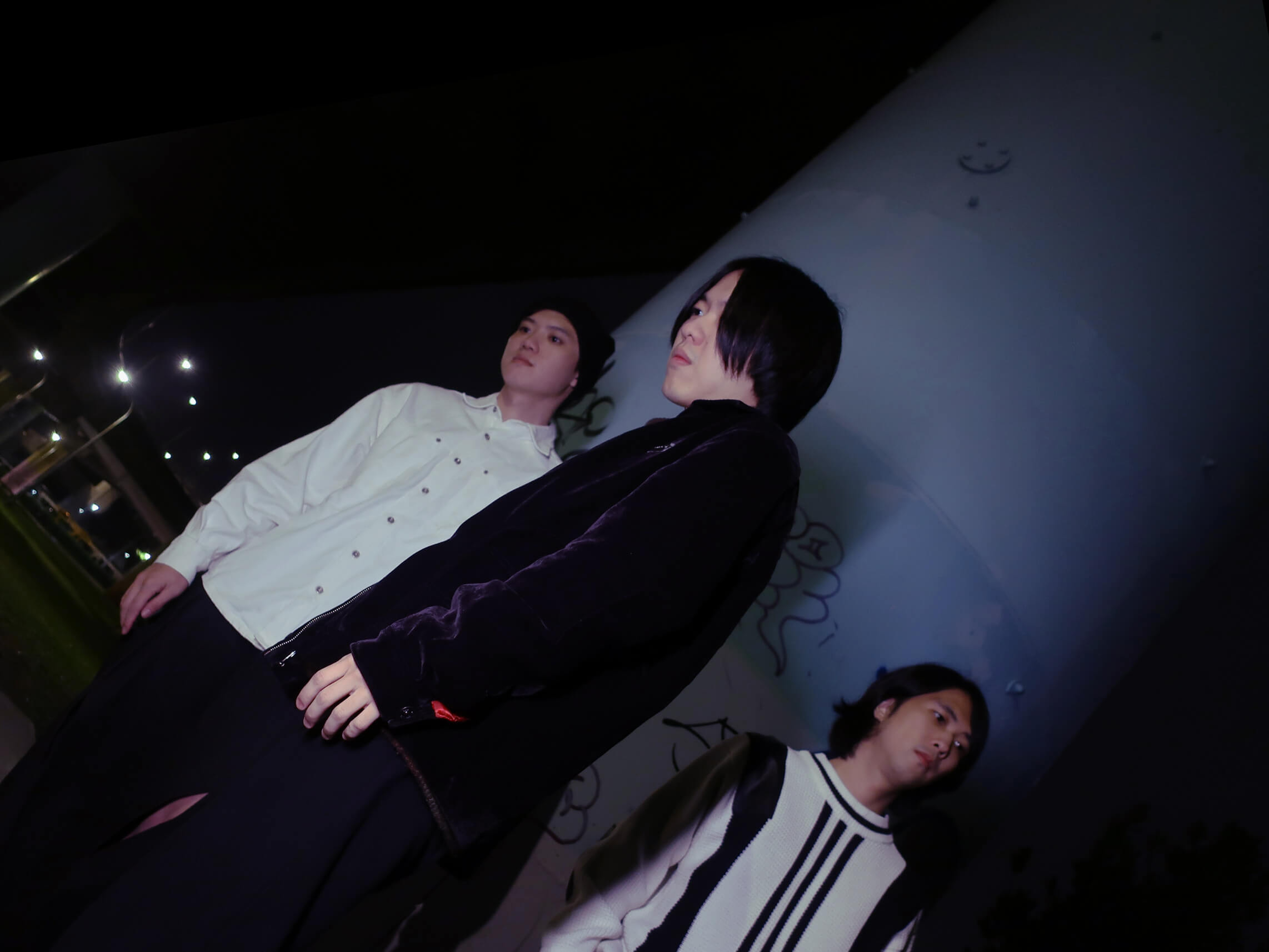 「都是被討厭的人」結下情誼！聽天湯〈惡魔〉x 貳伍吸菸所〈末