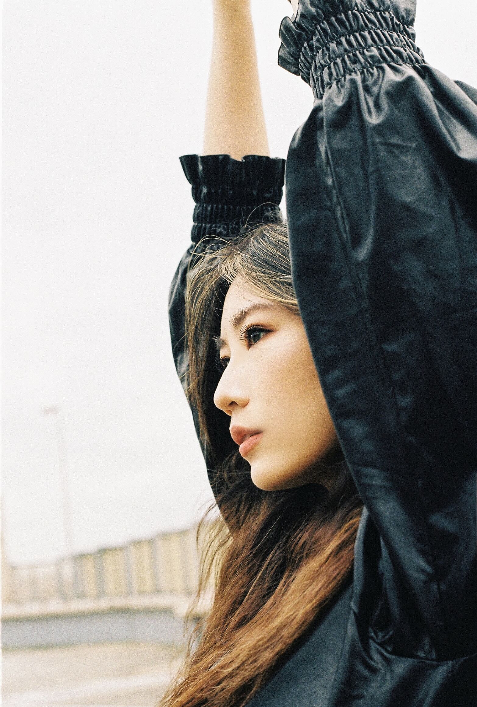 黃玠瑋全新專輯《游牧》登冠軍　MV謝欣穎、張榕容跨刀助陣！