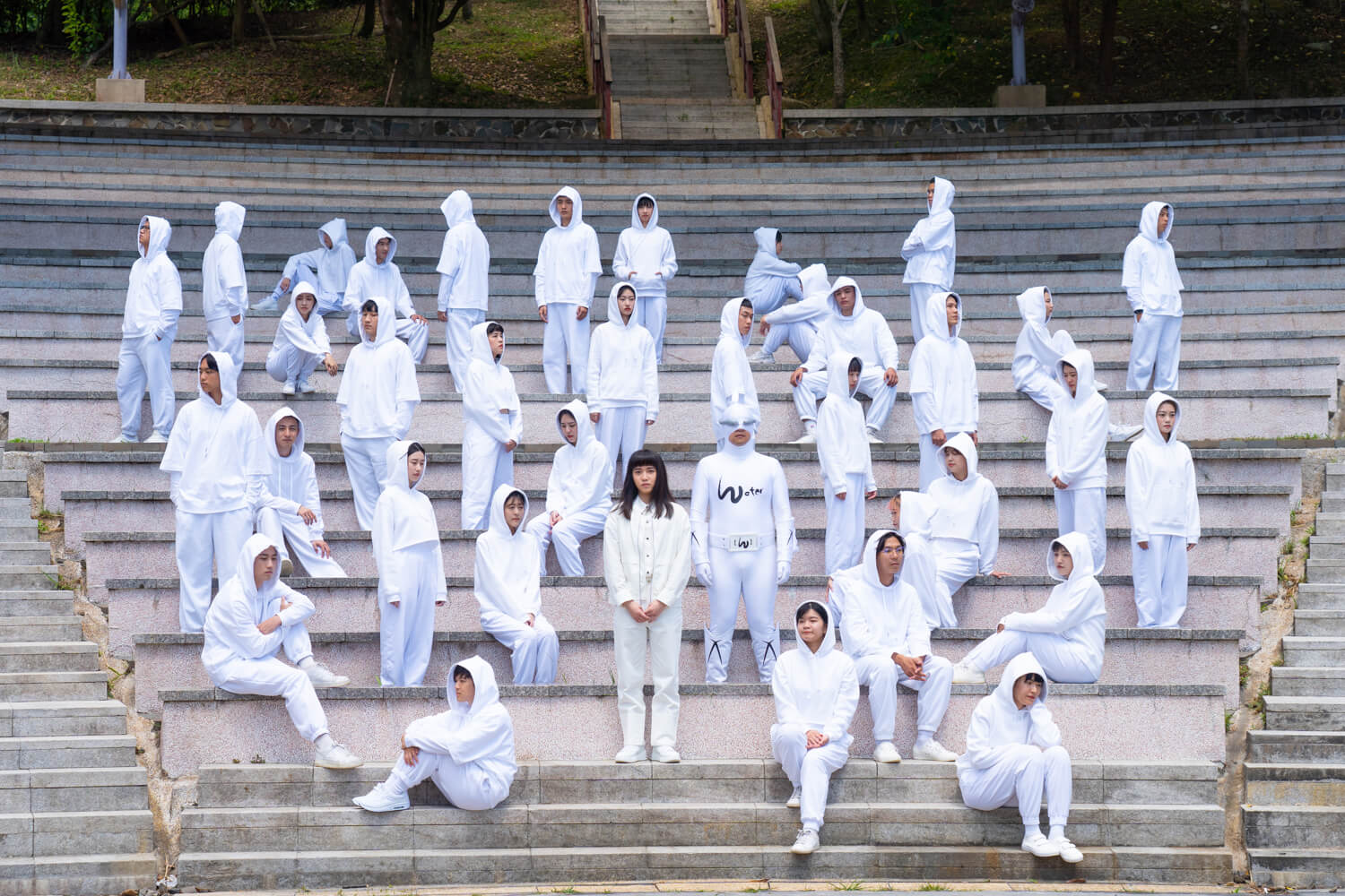 持修「語錄登多喝水包裝」　傳遞正能量：我想和你改變世界！