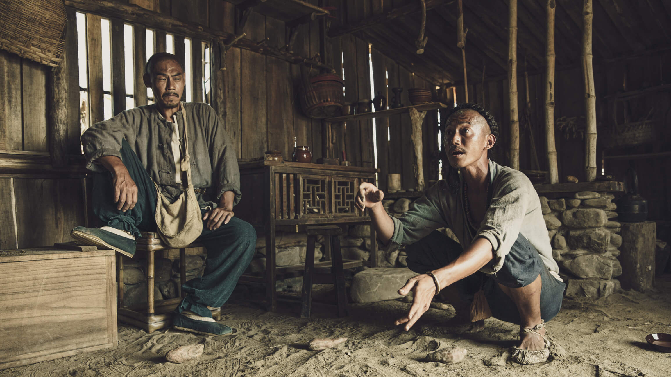 《斯卡羅》三位金鐘視帝尬戲　吳慷仁忍恐懼吃鹹魚：超級臭！