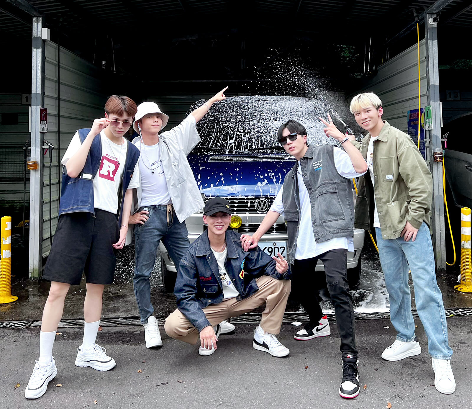 唱跳男團ALL IN 5從歌壇跨界主持 ！新團綜首集挑戰生火、搭帳篷！