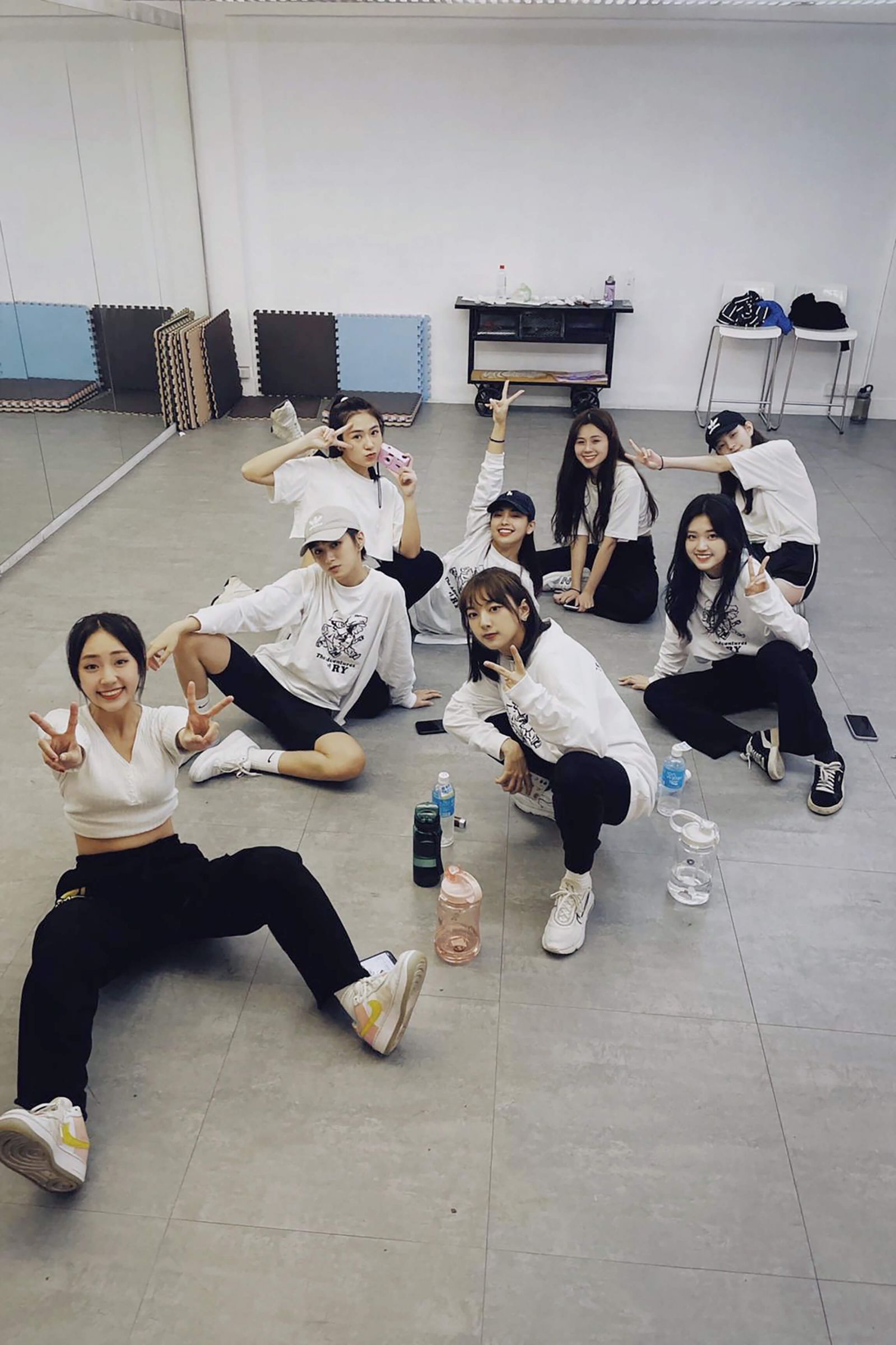 PINK FUN「寫真虛擬EP」登場　粉絲有機會共度下午茶！