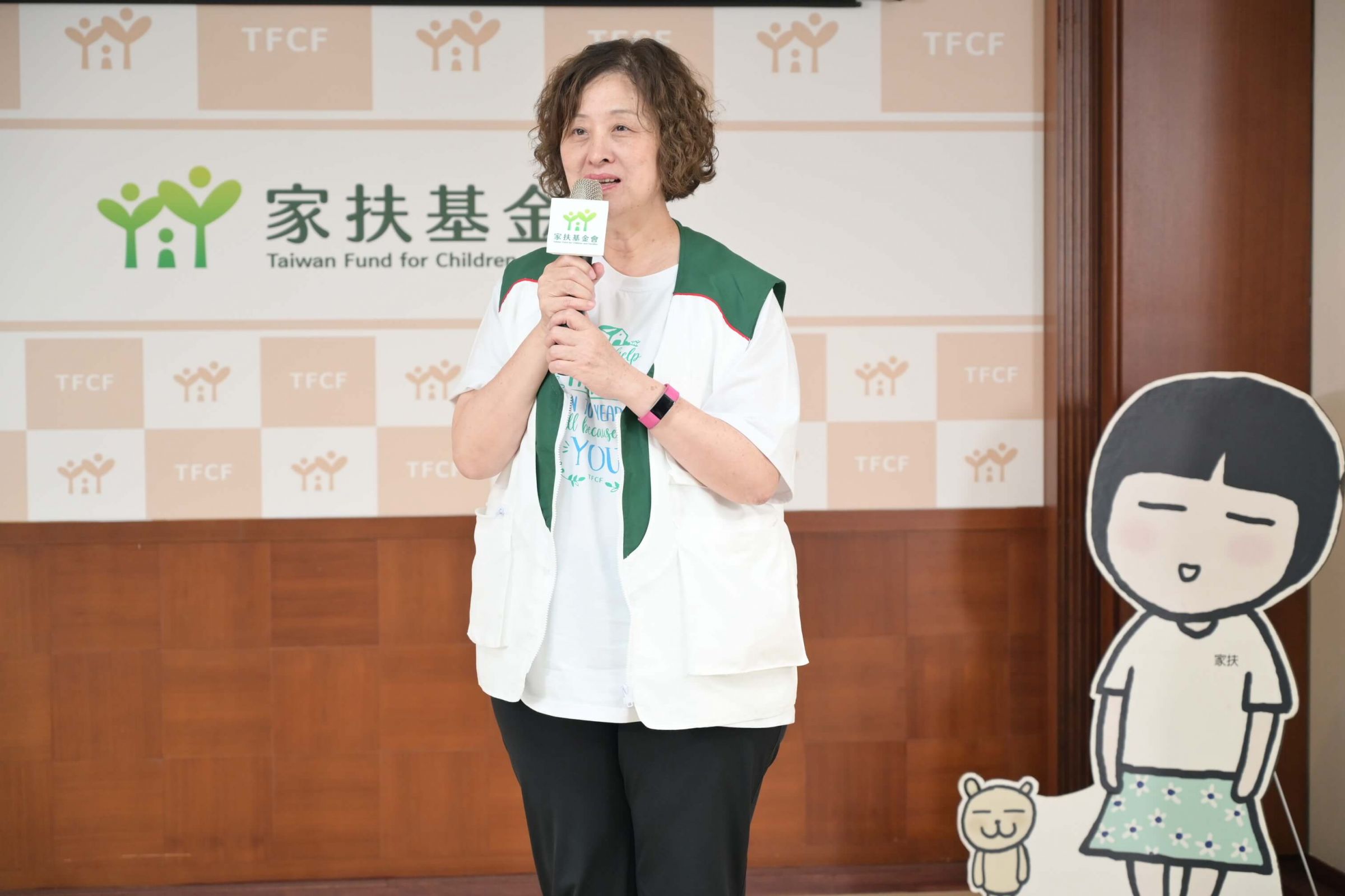 抖音男神「古曜威」挺家扶 號召前輩們做公益!