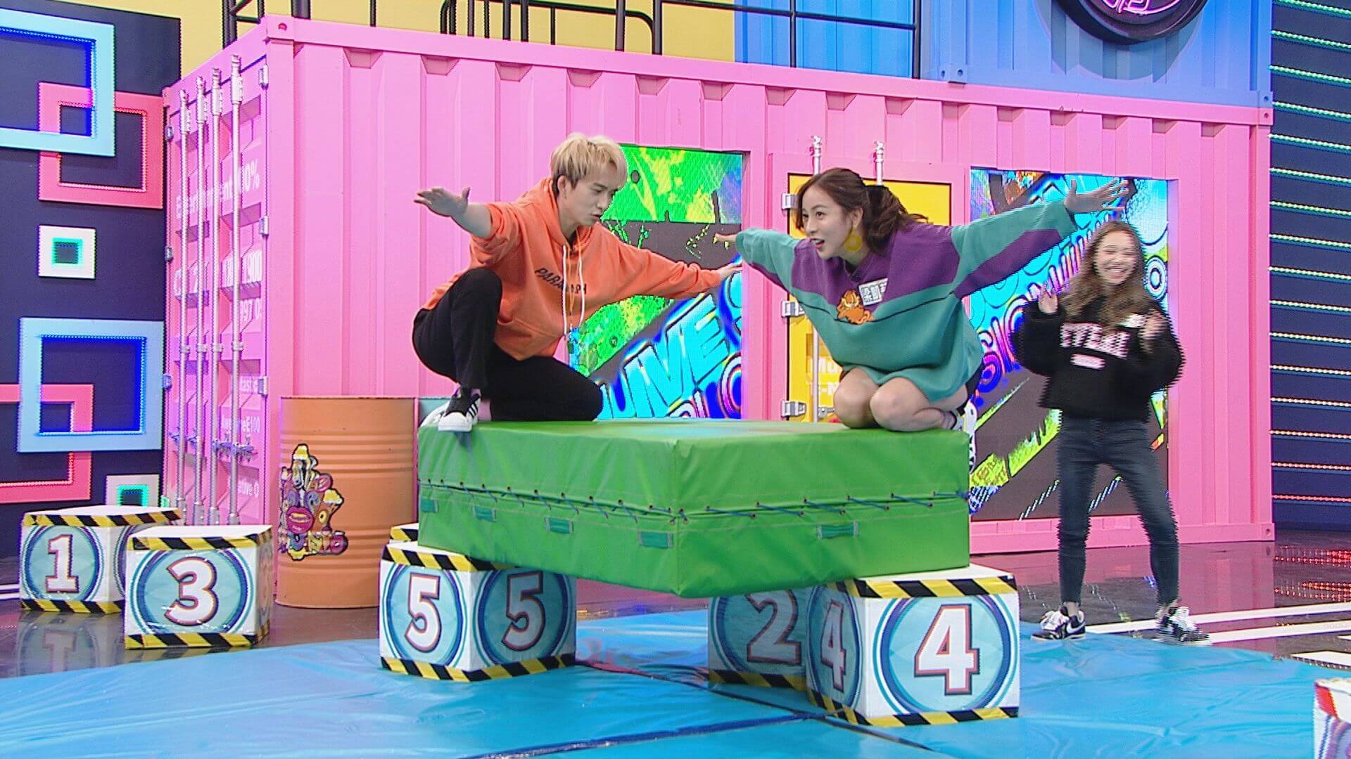 大元數到3「衣服就打開」　邱鋒澤、黃偉晉現場暴動！