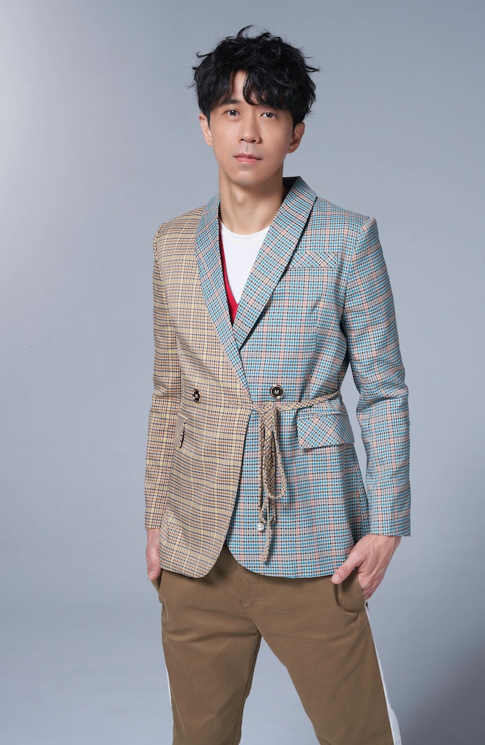 光良邀韋禮安寫歌　防疫居家頭髮超長：留長換新造型！