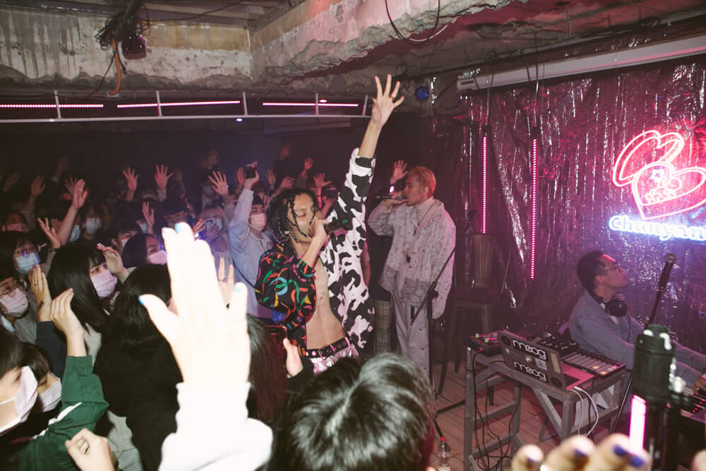 春艷「未成年粉絲」暴增　演唱會門票超便宜！