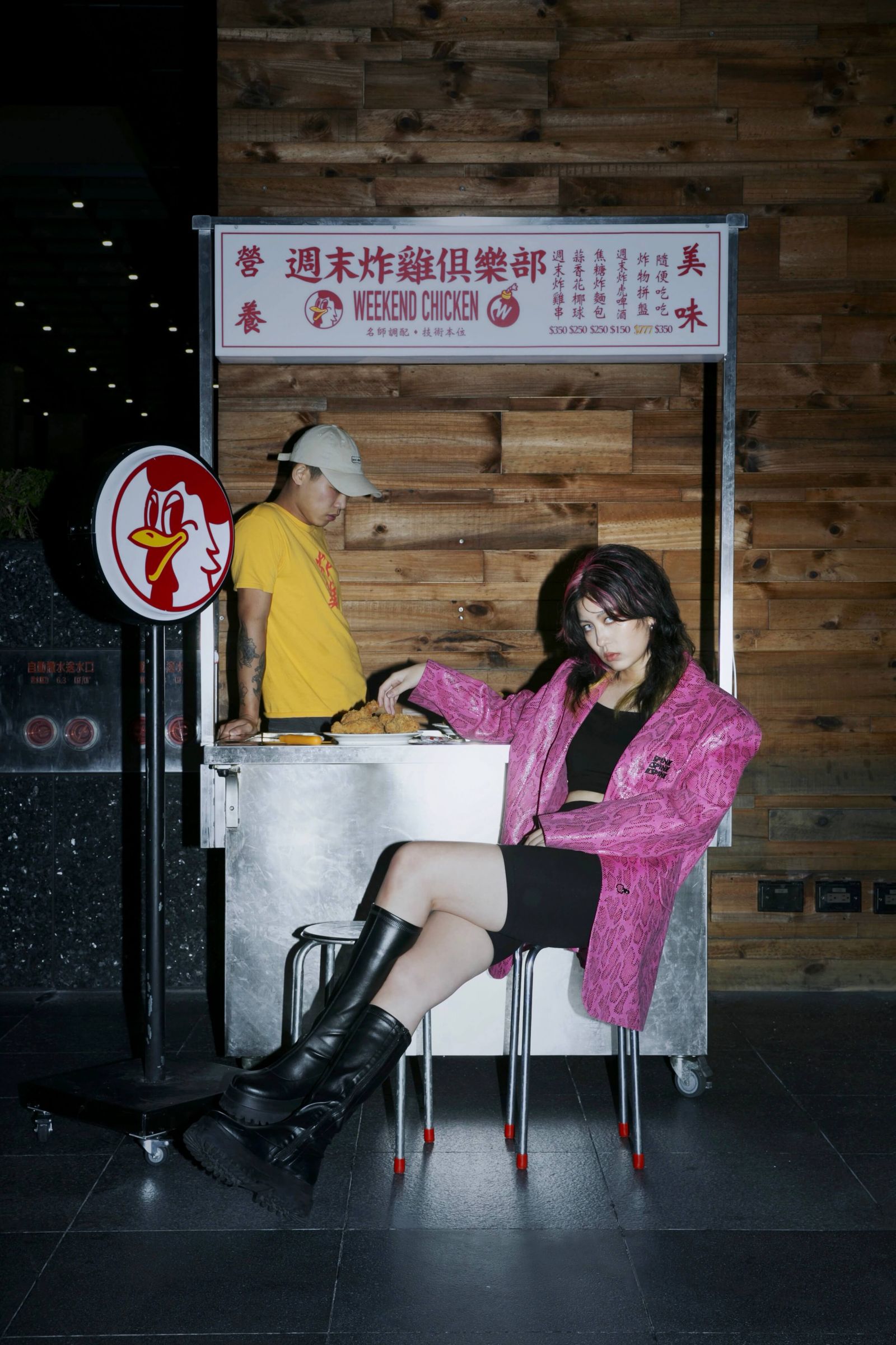 樂壇新人「合作炸雞店」　首推粉色炸雞主題歌曲！