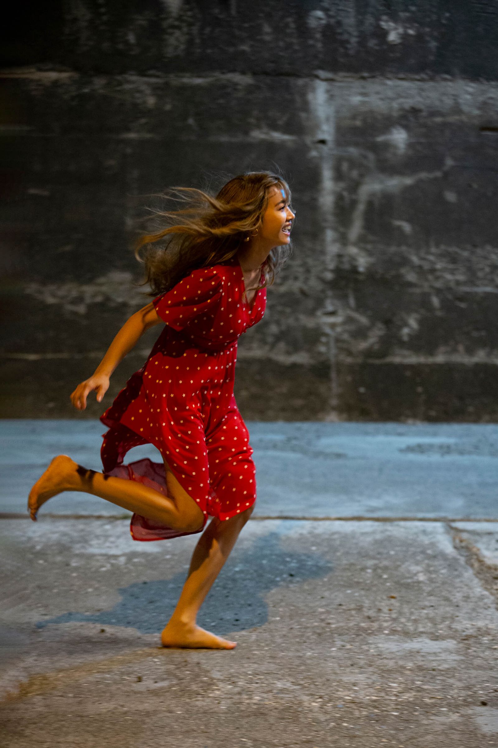 蔡依林「挺大孕肚」談禁忌之戀　MV斥資超過千萬！