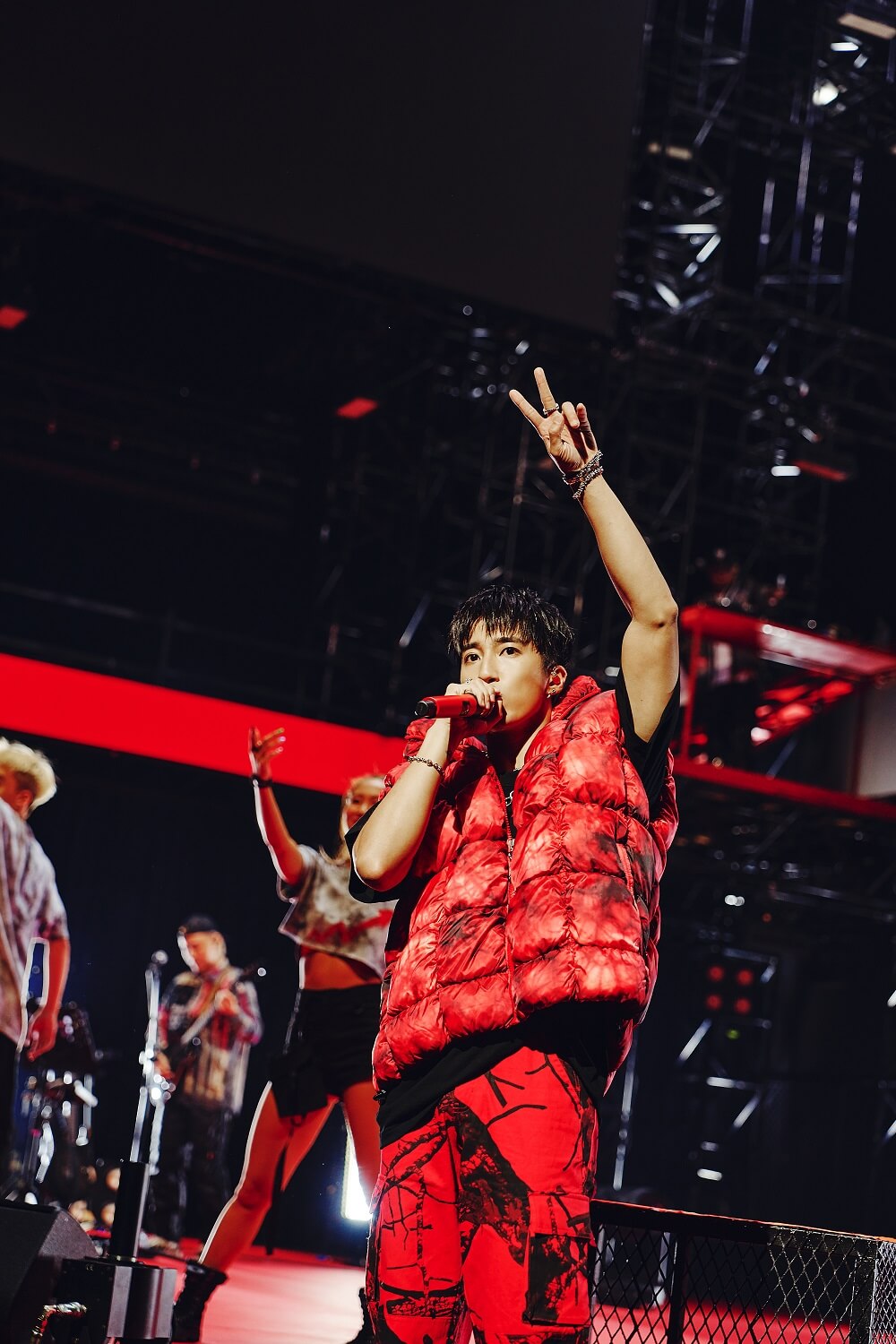 黃偉晉驚喜現身慶生！婁峻碩首登北流開唱打造「上漲」沉浸式狂歡